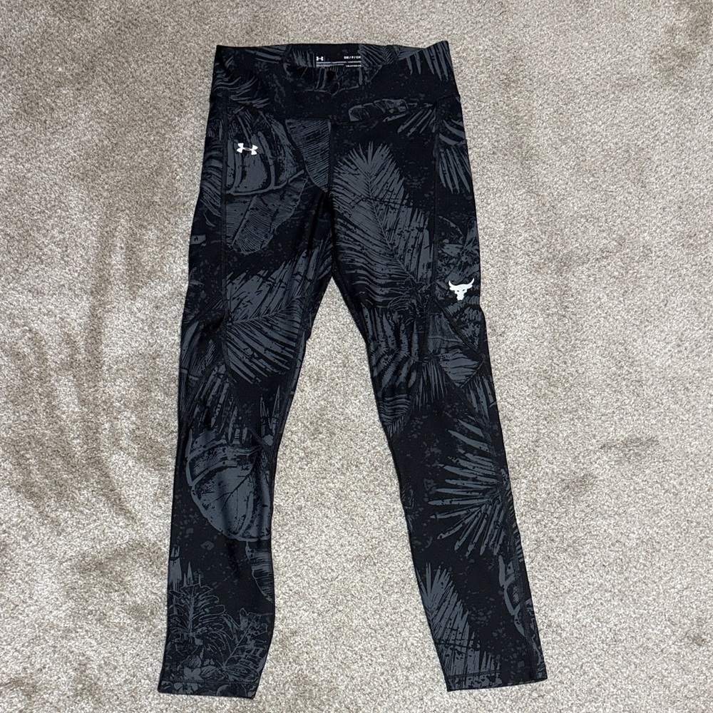 Under Armour Black Leaf Print Leggings